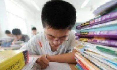 教育部：小学一二年级不布置书面家庭作业 