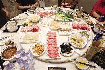 餐饮市场呈现加快复苏态势 