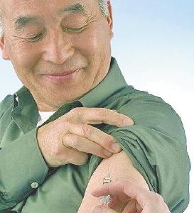 不存在禁忌证的老年人应尽快接种疫苗