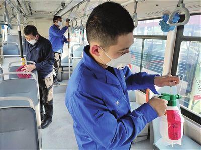 国家卫健委主任马晓伟：要力争在8月底前把当前疫情控制住