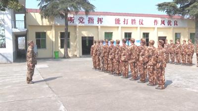 枣阳市对春季预定新兵进行役前教育训练