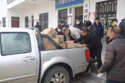 走访脱贫户 慰问送温暖