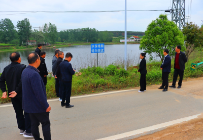 新市镇：一线协商保障青少年安全