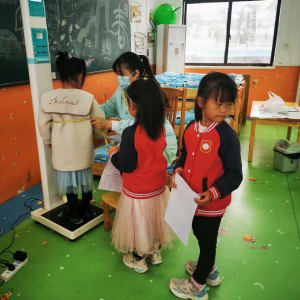 刘升镇卫生院开展儿童健康体检