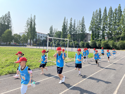 鹿头镇中心幼儿园开展“走进小学 感悟成长”幼小衔接活动