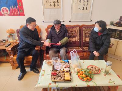 枣阳市委老干部局：“四季四访”做离休干部的贴心人