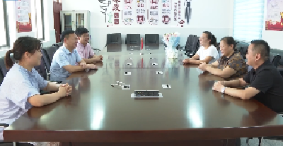 V视 | 刘升镇走访慰问全国模范教师王永清
