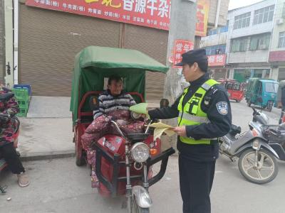 枣阳警方筑牢交通安全防线