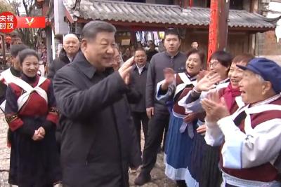 独家视频丨习近平来到丽江古城