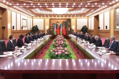 独家视频丨习近平同阿塞拜疆总统会谈：两国建立全面战略伙伴关系