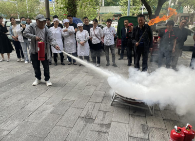 消防演练始于心   防患未然始于行