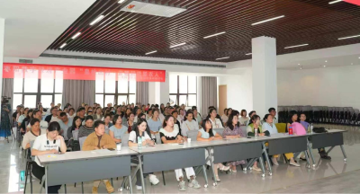 数字经济助力皇桃销售  培育乡村振兴新动能
