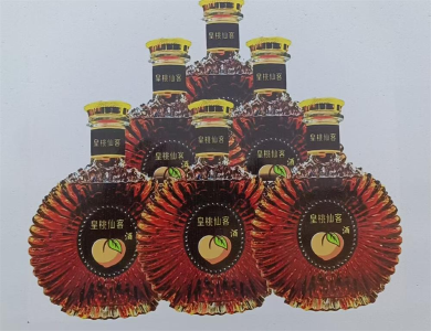 桃农王文兵：产业链上做文章 鲜桃就地酿美酒