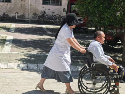 烈日下的守护：枣阳市南城卫生院医生用行动  诠释医者仁心