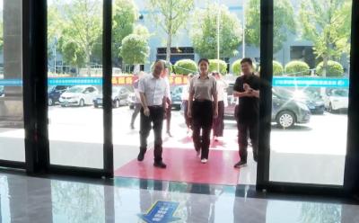 V视 | 襄阳市委外事办到我市调研外事工作及重点产业项目