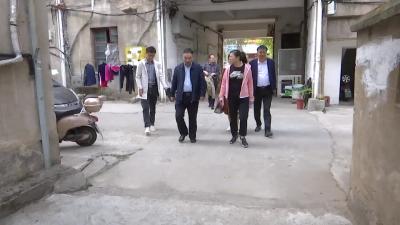 【视频】湖北省总工会领导到浠水县调研城市困难职工解困脱困工作