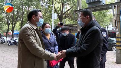 【视频】陈正红走访慰问劳模和困难职工代表