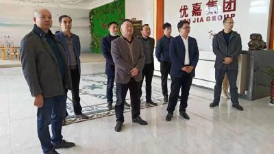 浠水县政协赴武穴市考察“协商在一线”工作