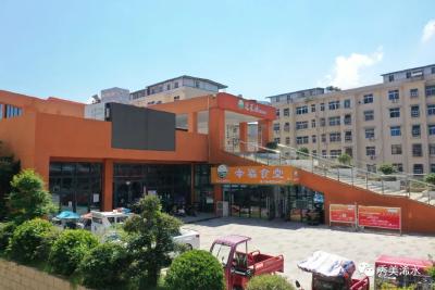 付宇现场调研“四区联动”和完整社区建设工作