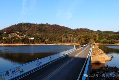 【视频】多彩旅游路  一路好风光