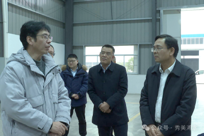 【视频】陈正红走访慰问重点工业企业和基层一线职工