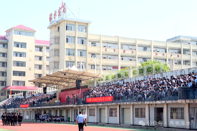 【视频】浠水县公安局开展校园反恐实战演练 警校联动筑牢安全防线