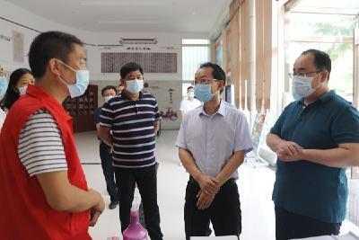 襄阳市领导到宜城调研督导疫情防控工作