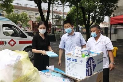 宜城市人民医院：援助医疗物资 助力灾后重建