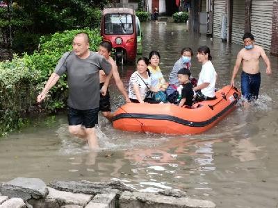 董尚明：防汛冲一线 行动显担当
