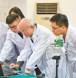 哈尔滨工业大学教授、中国科学院院士、中国工程院院士刘永坦—— “我这一辈子，就做一件事”