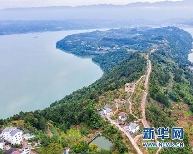 走进乡村看小康丨“微改造”改出三峡库心“最美江村”