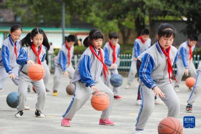 多彩课堂 快乐成长