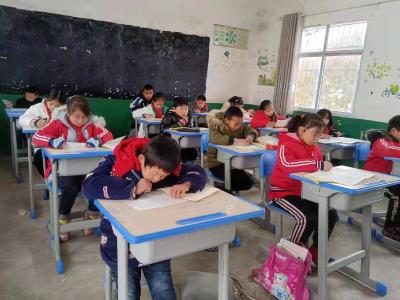 安垴小学:喜迎捐赠  倍感暖心