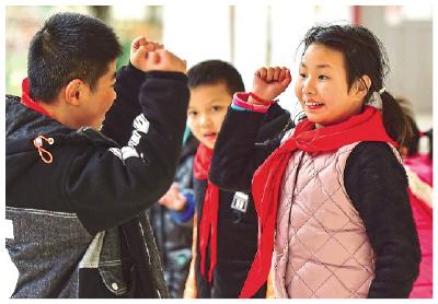 “没想到今年招不到新生”！“爱耳日”来临，走近特教学校中的听障学生