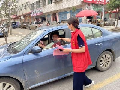 刘猴镇：规范停车秩序美化街道环境