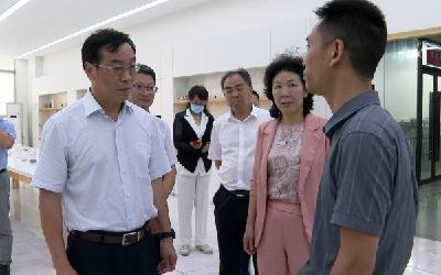 省商务厅来宜开展下基层察民情解民忧暖民心实践活动