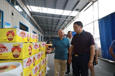 宜城大虾调味料上市 销售火爆