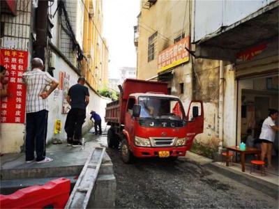 【下基层察民情解民忧暖民心】鄢城办事处郾子台社区：为民办实事 修路暖民心 