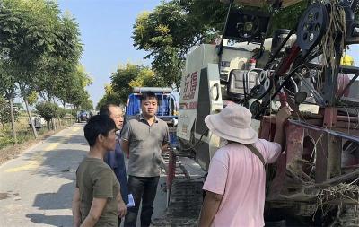 郑集镇：农机宣传田间部署 安全保障更进一步 