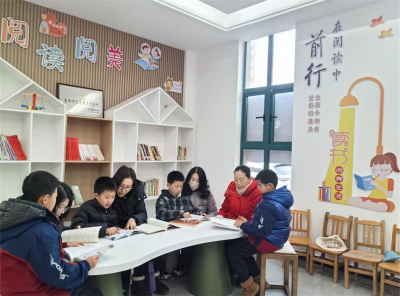 龙头街道北水坝社区开展“书香润邻里·阅读伴成长”亲子读书活动