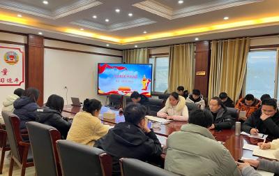 孔湾镇开展宣传工作专题培训