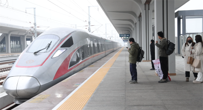 归途更快！襄荆高铁宜城站首迎春运