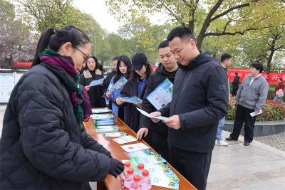 宜城市开展“世界水日”“中国水周”主题宣传活动