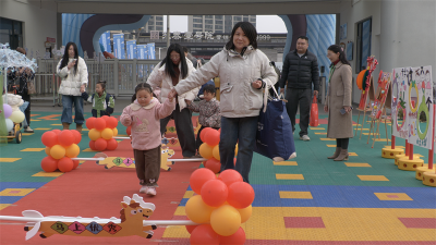 宜城市宋玉幼儿园开学报名日活动精彩纷呈