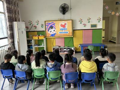 从小知安全，未来更可期——小河镇张嘴幼儿园扎实开展“415全民国家安全日”主题教育活动  