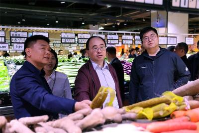  武义泉专题调研节日消费市场情况