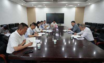 余世明赴宜城调研树立和践行正确政绩观学习教育开展情况