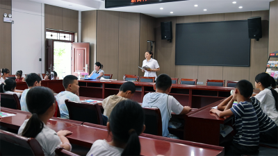 板桥店镇新街村：28名儿童走进托管班 乐享多彩暑假