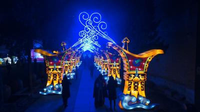 美翻了！“千年光化 大型灯展”流光溢彩 唯美浪漫