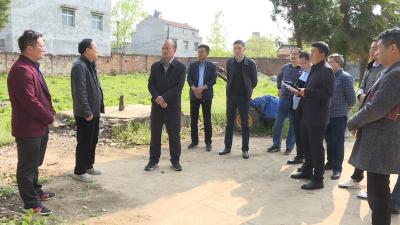 【决胜全面小康·决战脱贫攻坚】张学林到袁冲乡督办精准扶贫工作 